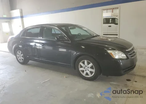 2007 Toyota Avalon Xl z USA, uszkodzony, nr VIN 4T1BK36B97U207272
